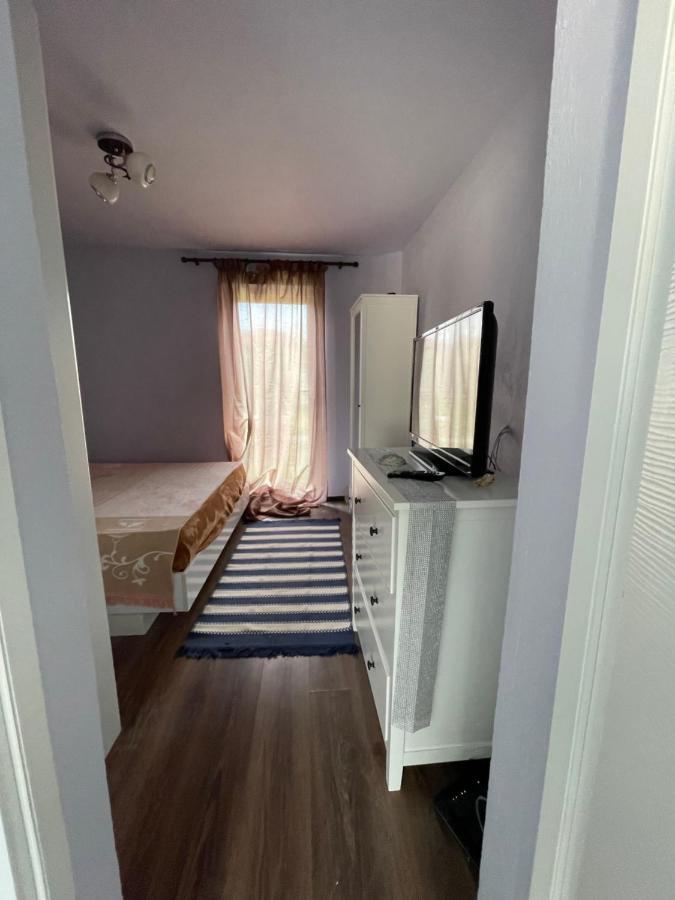 Garsoniera La Casa Apartment Timisoara Ngoại thất bức ảnh